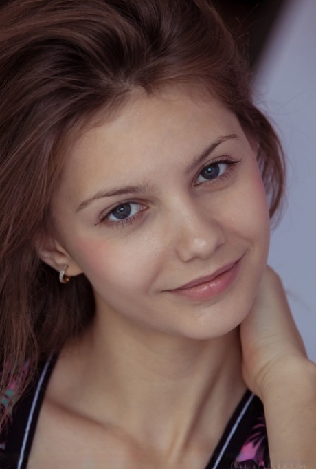 Ukrainian solo girl Emma Sweet creams herself while disrobing for nude poses 57724503