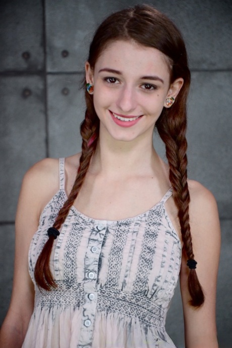 Young girl Willow Hayes finds herself being restrained by her owner in dungeon 92099989