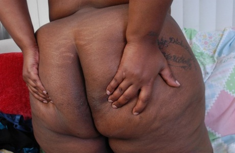 Older black fatty Lyric licking own nips before vaunting huge azz 34986435