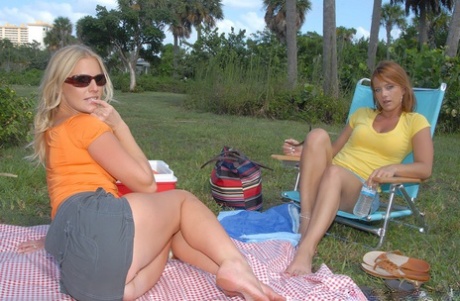 Lesbian milf Olivia Sinclair enjoys outdoor reality with pussy lick 28821927